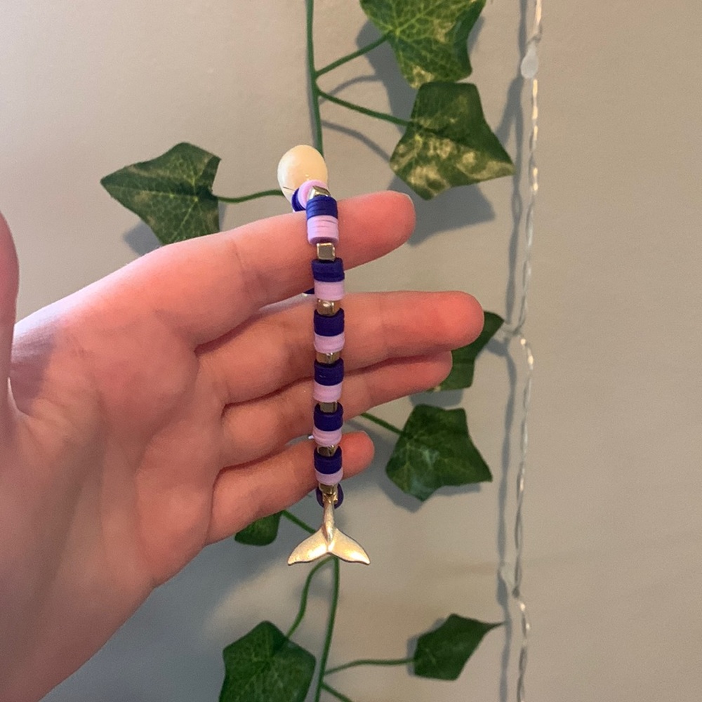 Light and dark purple clay bead bracelet with gold beads